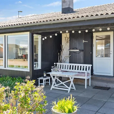 Elisabeta - 60m From The Sea By Interhome Feriehus Juelsminde (Hedensted)